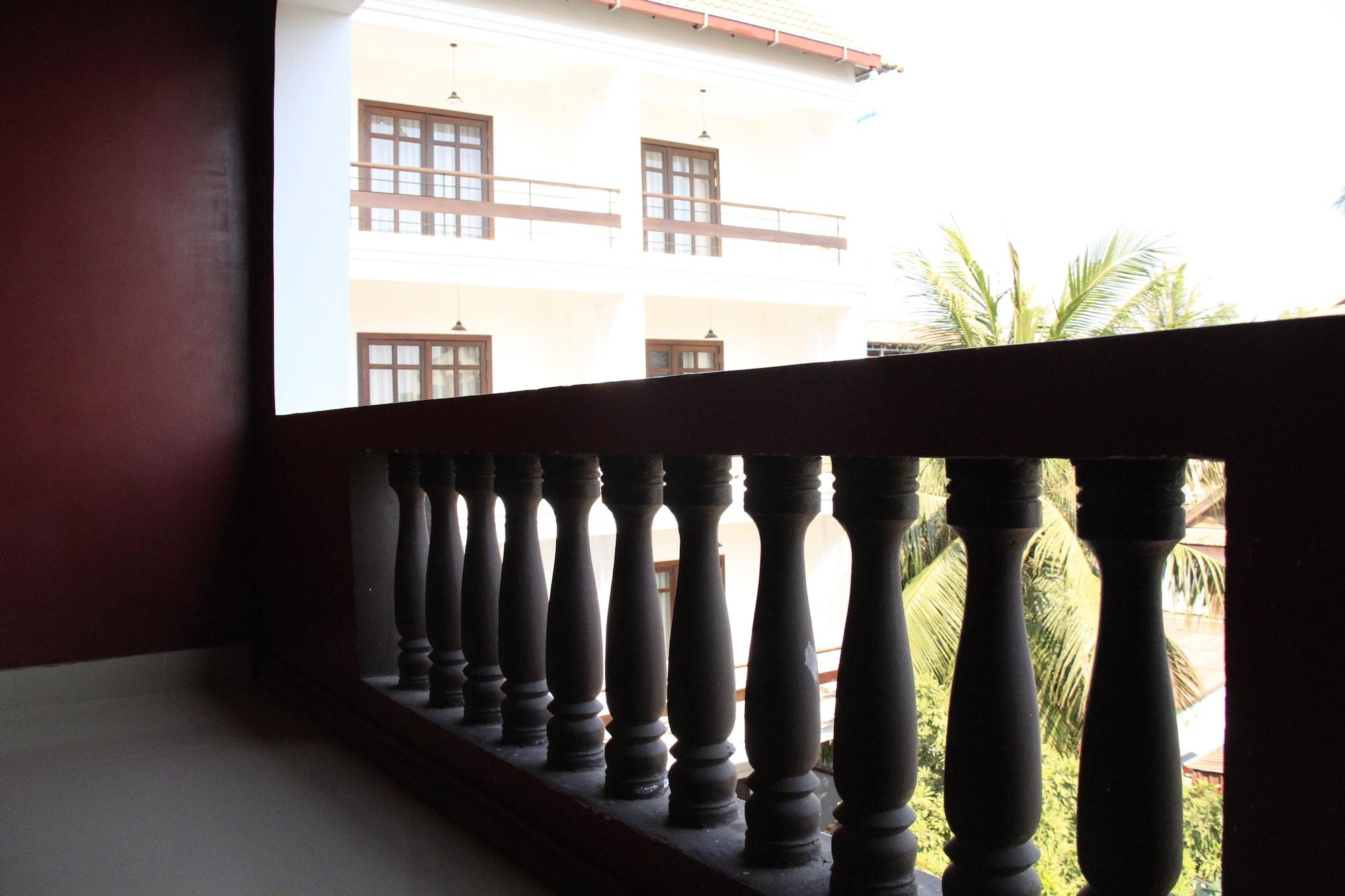 Mekong Angkor Palace Hotel Сиемрип Экстерьер фото