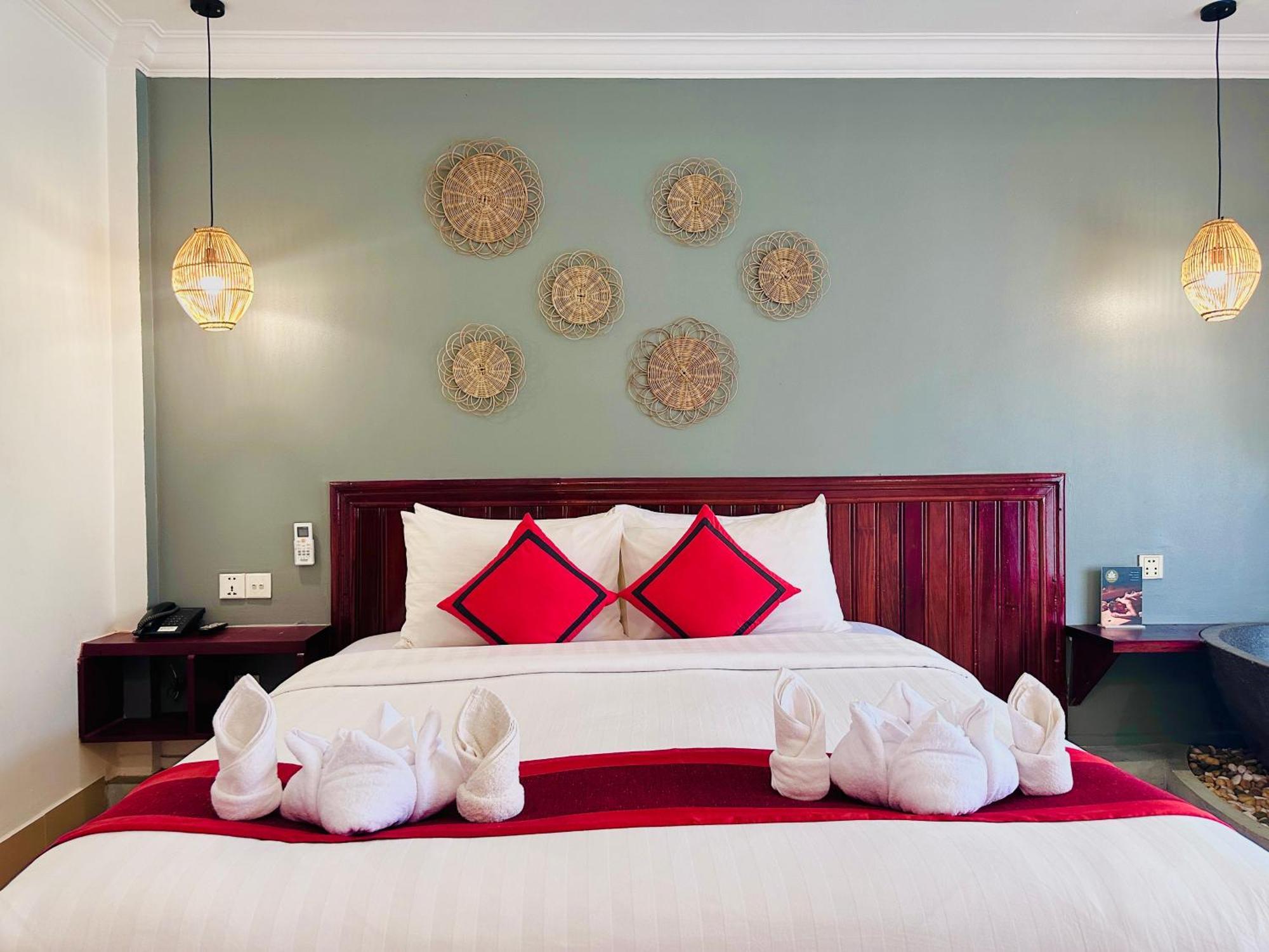 Mekong Angkor Palace Hotel Сиемрип Экстерьер фото