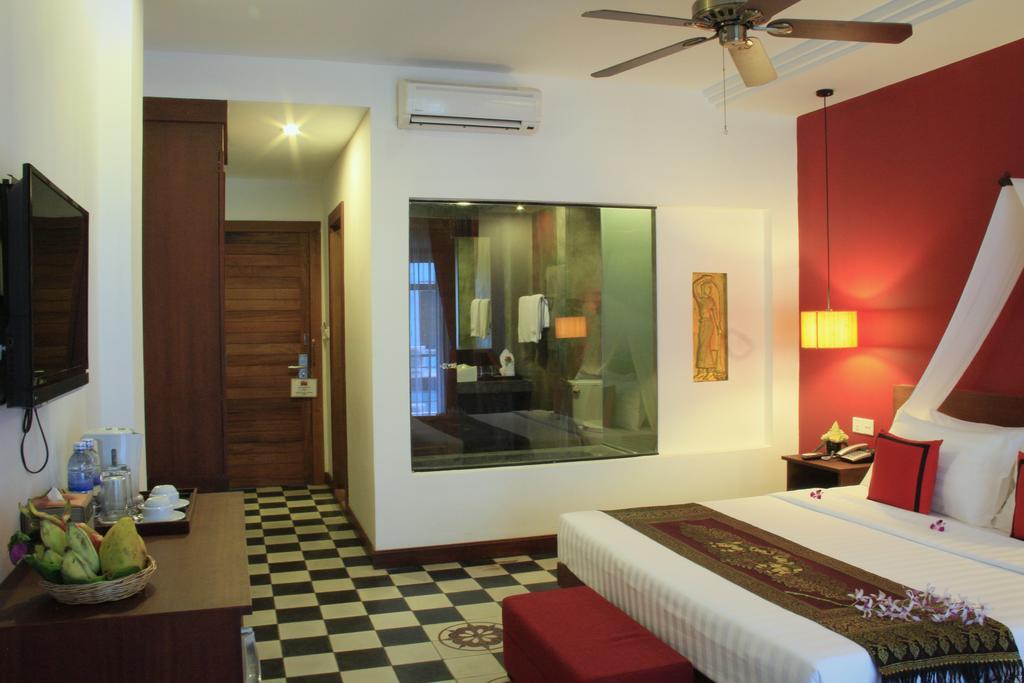 Mekong Angkor Palace Hotel Сиемрип Экстерьер фото