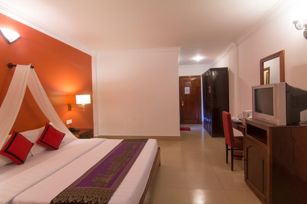 Mekong Angkor Palace Hotel Сиемрип Экстерьер фото
