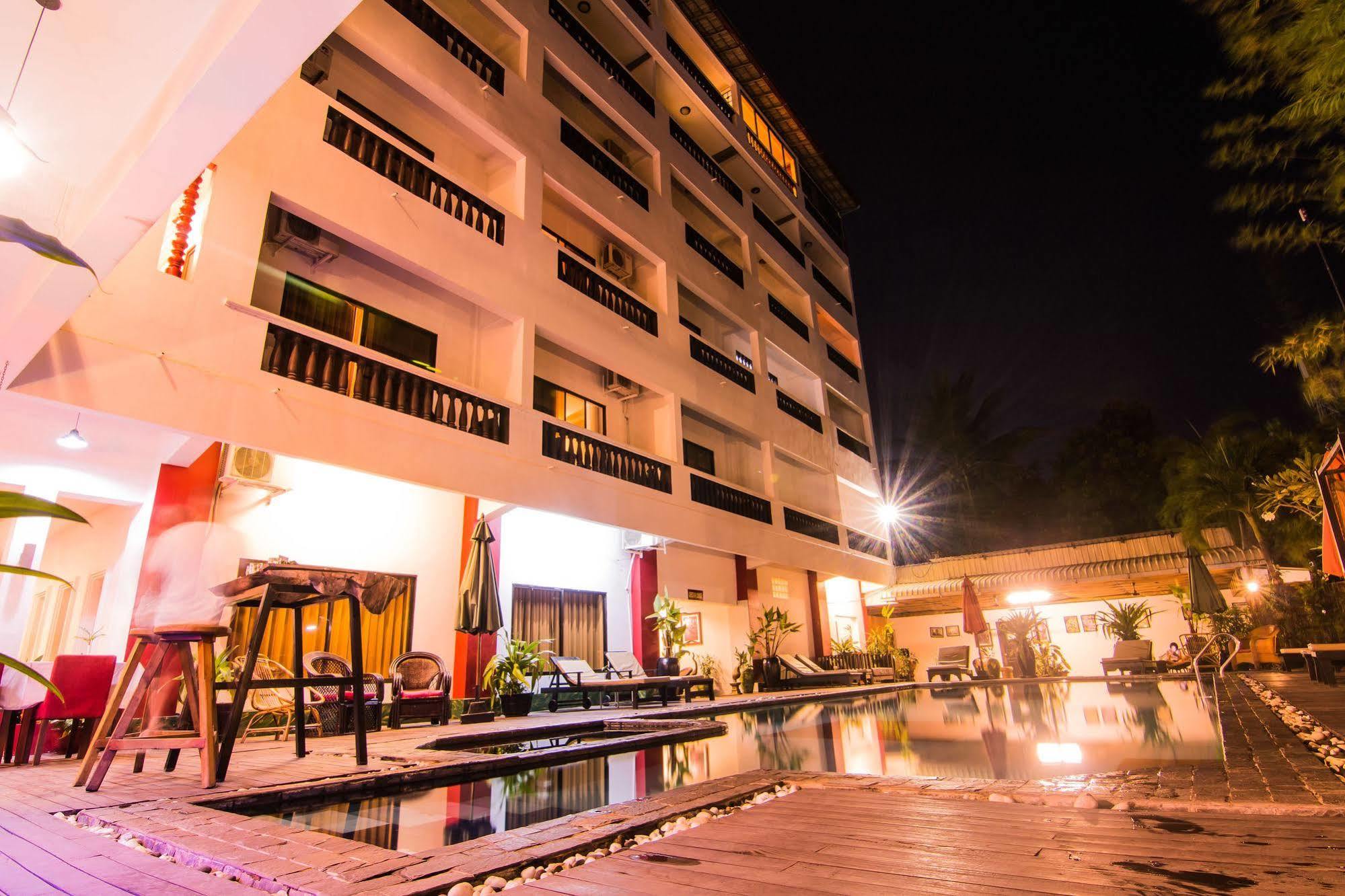 Mekong Angkor Palace Hotel Сиемрип Экстерьер фото
